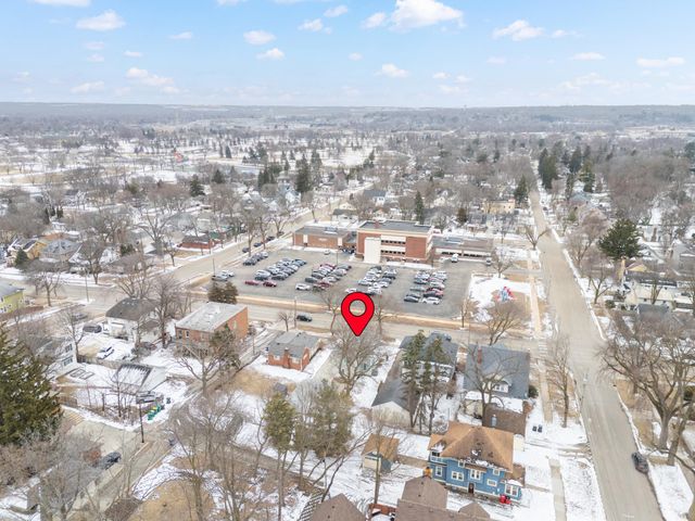 621 6th Street SW, Rochester, MN 55902