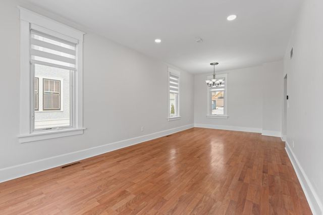 621 6th Street SW, Rochester, MN 55902