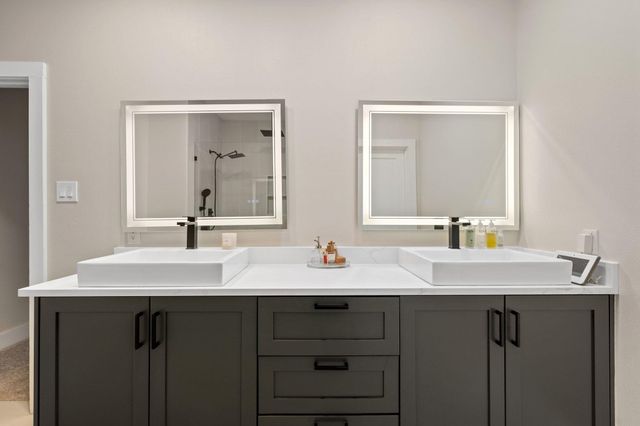 13107 Shady Mountain RD, Leander, TX 78641