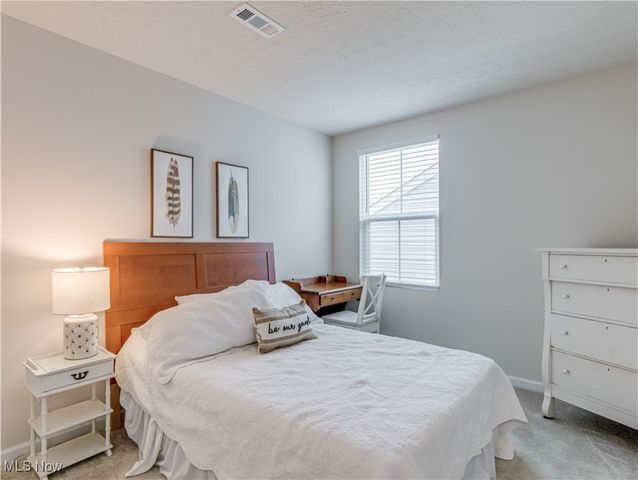 194 Captain Trail, Seville, OH 44273