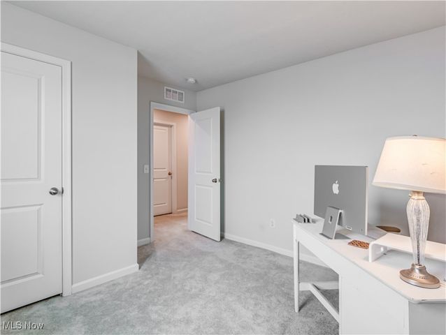 194 Captain Trail, Seville, OH 44273