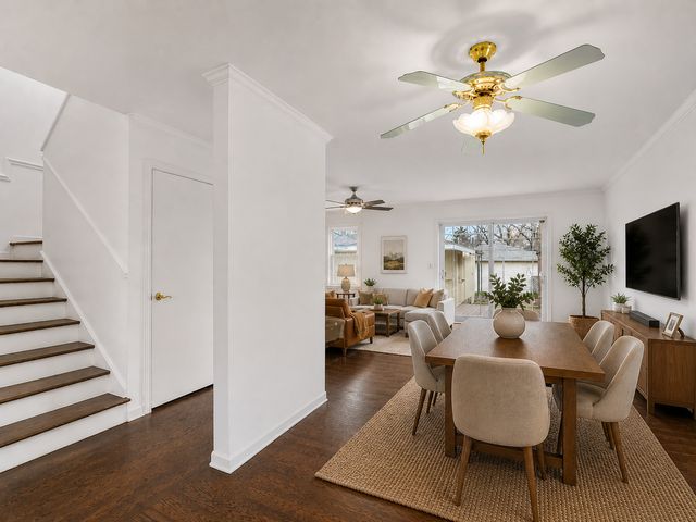 285 E 1st Street, Elmhurst, IL 60126