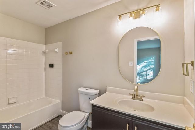 125 AUTUMN WIND WAY, Rockville, MD 20850
