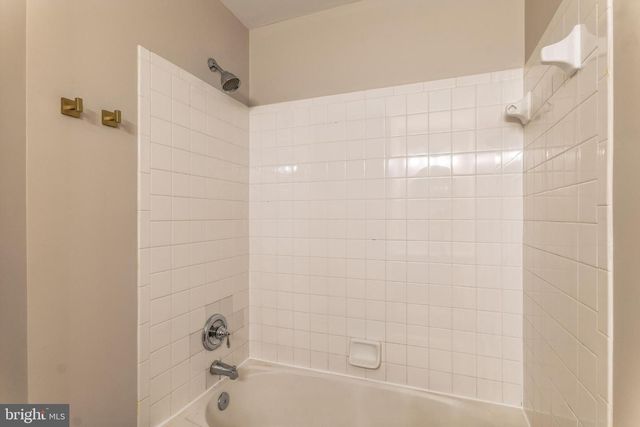 125 AUTUMN WIND WAY, Rockville, MD 20850