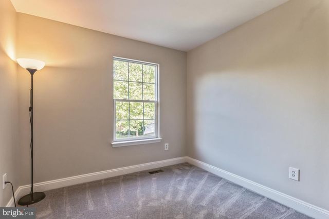 125 AUTUMN WIND WAY, Rockville, MD 20850