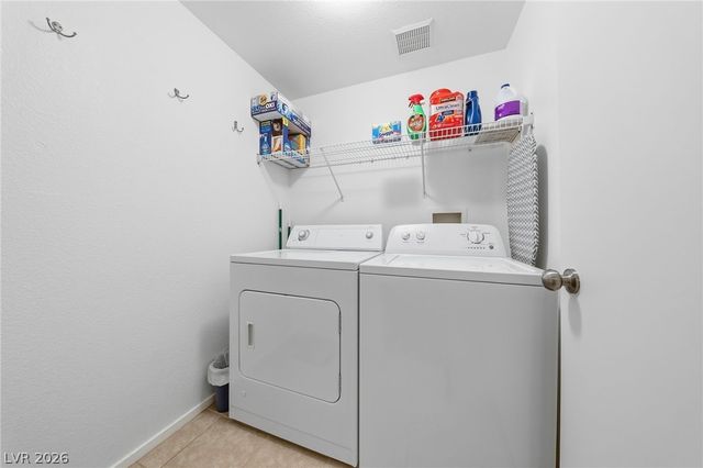 8250 North Grand Canyon Drive 2134, Las Vegas, NV 89166