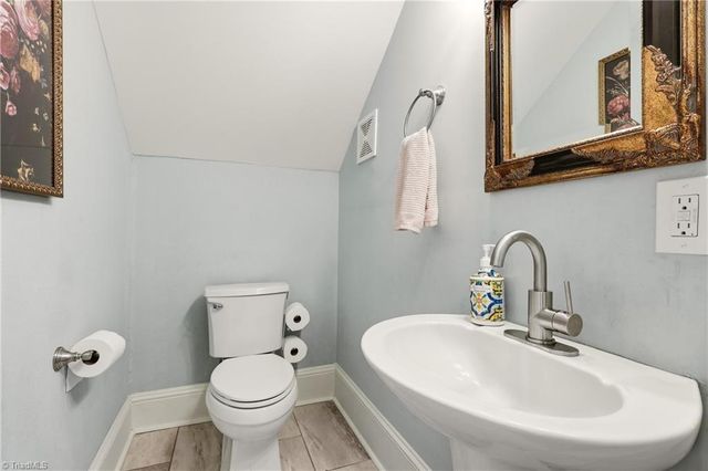 210 Edgedale Drive, High Point, NC 27262