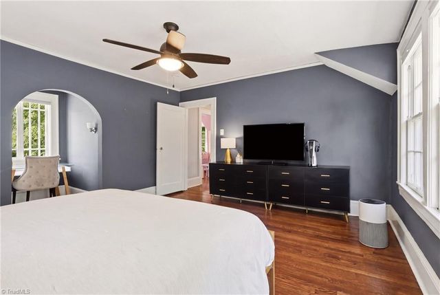 210 Edgedale Drive, High Point, NC 27262