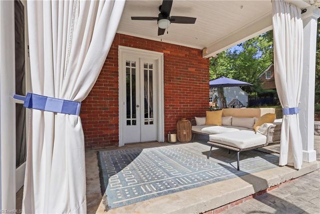 210 Edgedale Drive, High Point, NC 27262