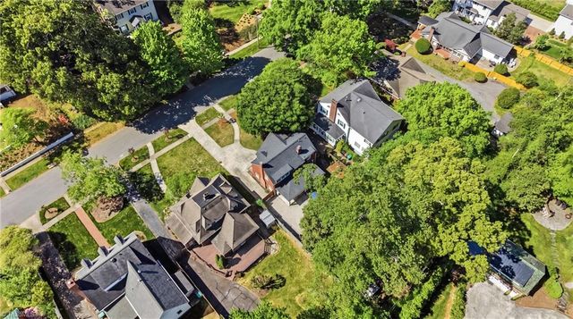 210 Edgedale Drive, High Point, NC 27262