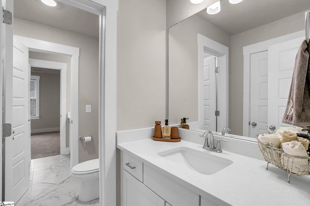 130 Creekwalk Drive, Anderson, SC 29625