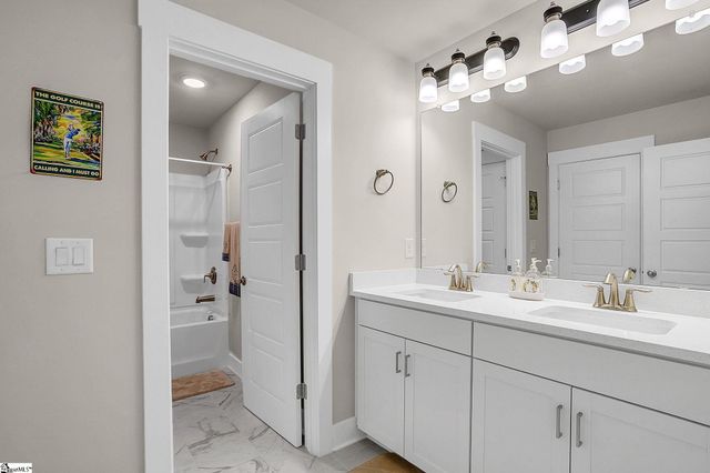 130 Creekwalk Drive, Anderson, SC 29625