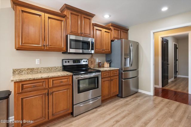 1465 Grouse Ct, Shelbyville, KY 40065