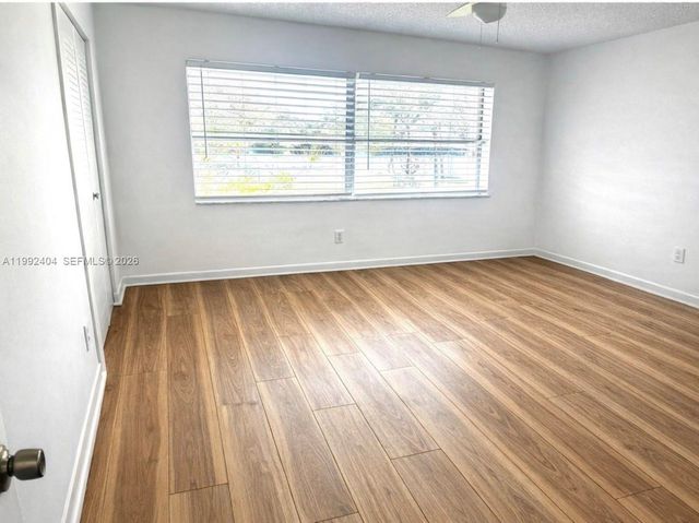 6713 SW 112th Ct, Miami, FL 33173