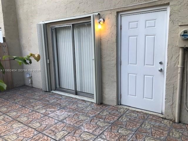 6713 SW 112th Ct, Miami, FL 33173