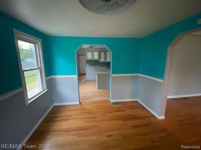 25270 Ford Street, Roseville, MI 48066