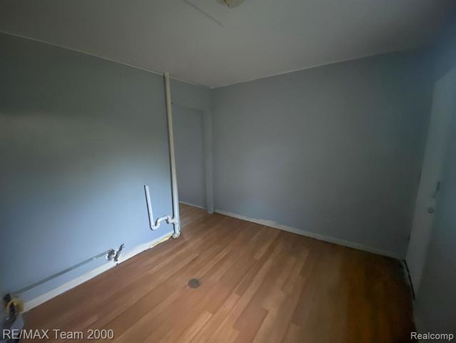 25270 Ford Street, Roseville, MI 48066