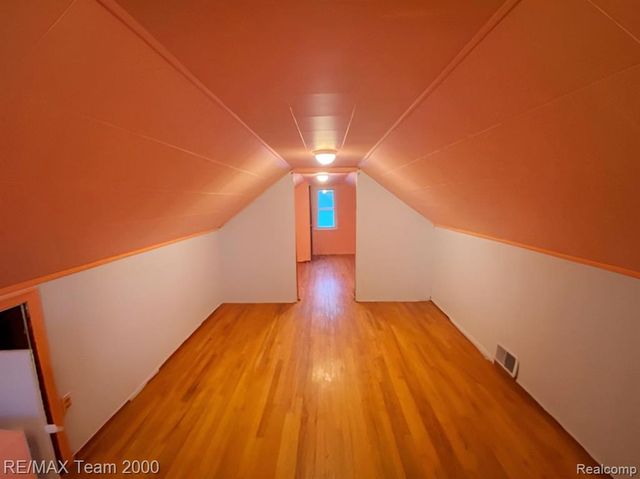 25270 Ford Street, Roseville, MI 48066