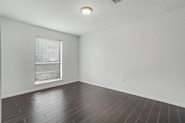 11607 Sagehurst Lane, Houston, TX 77089