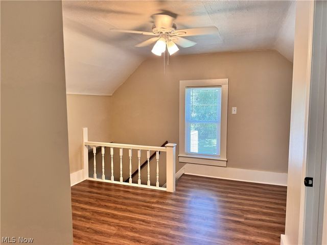 301 Bell Street, Barberton, OH 44203