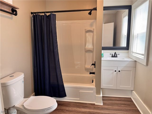 301 Bell Street, Barberton, OH 44203