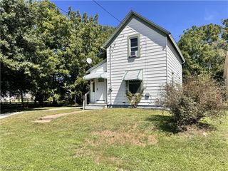 301 Bell Street, Barberton, OH 44203