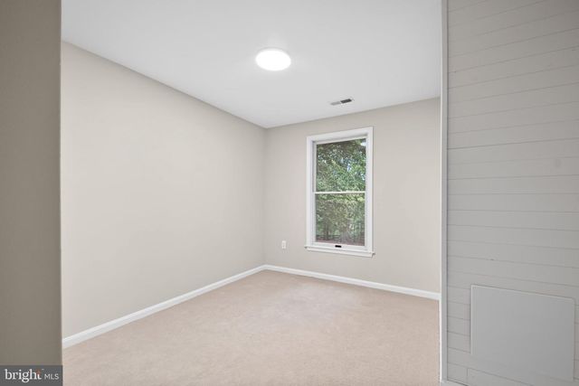 12219 WARD RD, King George, VA 22485