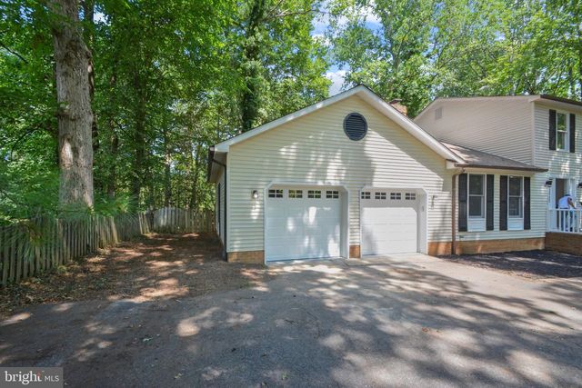 12219 WARD RD, King George, VA 22485