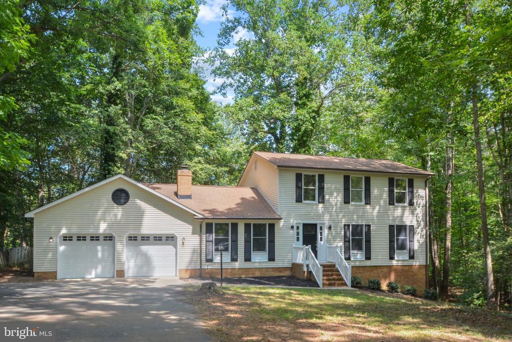 12219 WARD RD, King George, VA 22485