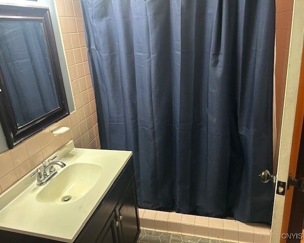 1418 Buckley Road, Utica, NY 13501