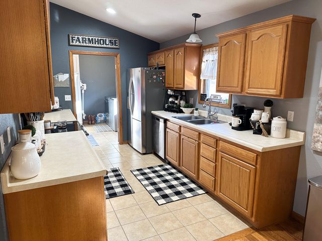 1354 County Road 1180, West Plains, MO 65775