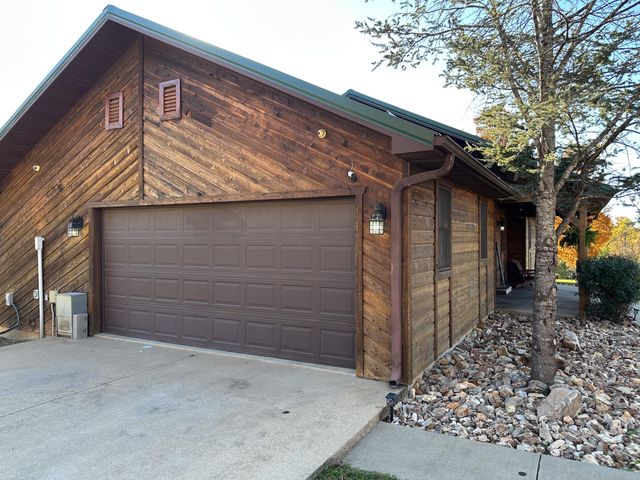 1354 County Road 1180, West Plains, MO 65775