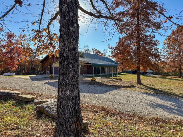 1354 County Road 1180, West Plains, MO 65775