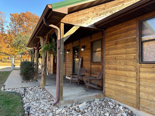 1354 County Road 1180, West Plains, MO 65775