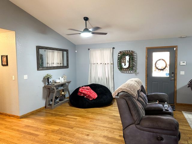 1354 County Road 1180, West Plains, MO 65775