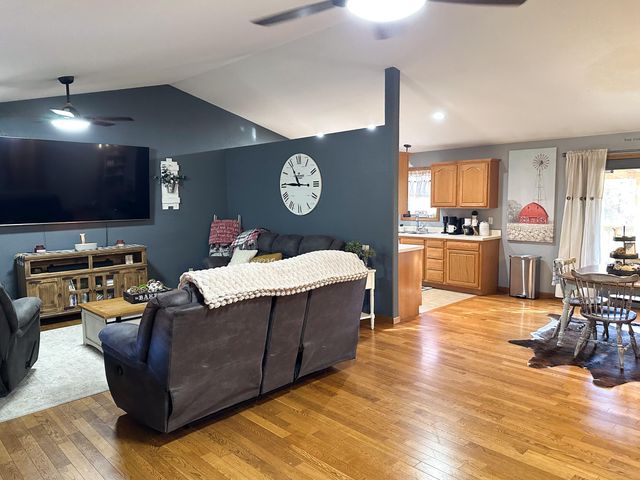 1354 County Road 1180, West Plains, MO 65775