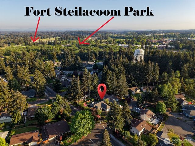 9216 78th Street SW, Tacoma, WA 98498