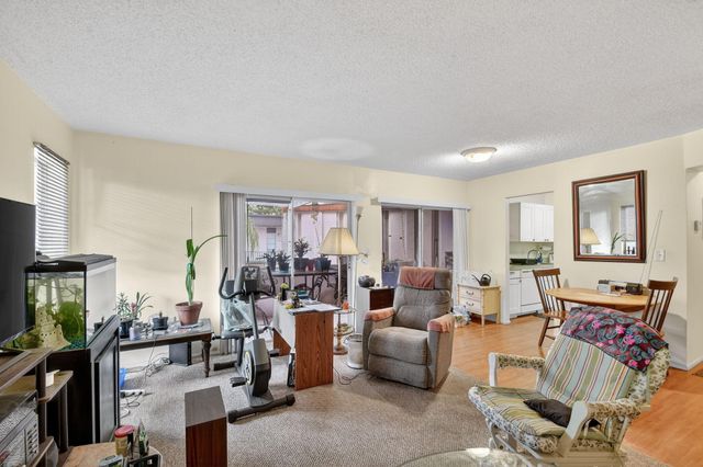 4 N Greenway Vlg Village N 206, Royal Palm Beach, FL 33411