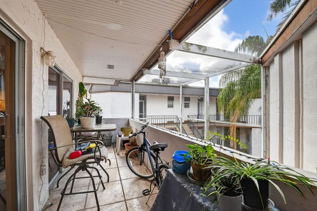 4 N Greenway Vlg Village N 206, Royal Palm Beach, FL 33411