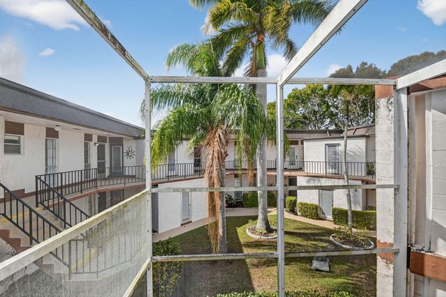 4 N Greenway Vlg Village N 206, Royal Palm Beach, FL 33411