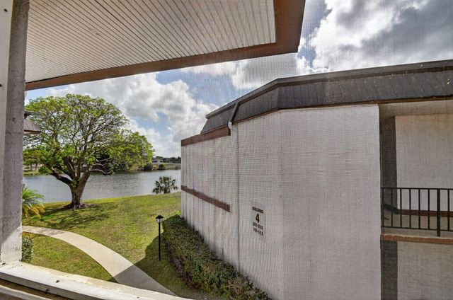 4 N Greenway Vlg Village N 206, Royal Palm Beach, FL 33411