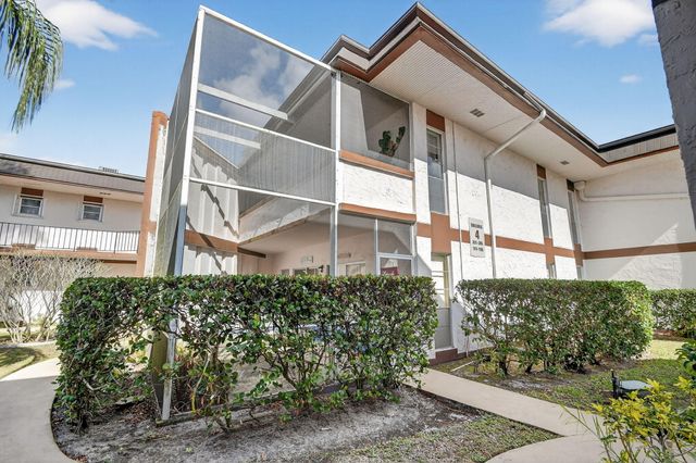 4 N Greenway Vlg Village N 206, Royal Palm Beach, FL 33411
