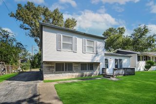 1755 Reichert Avenue, Sauk Village, IL 60411