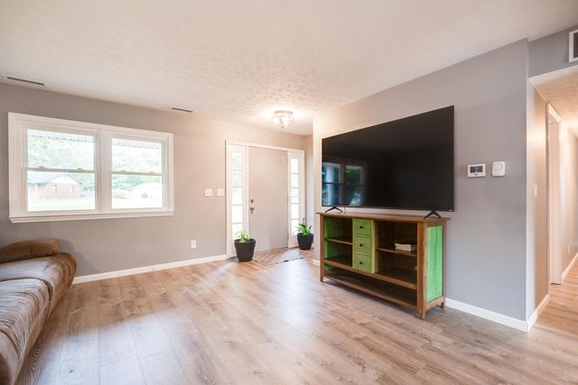 75 Country Manor Drive 75 Country Manor Drive, Washington Court House, OH 43160