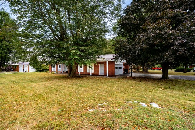 75 Country Manor Drive 75 Country Manor Drive, Washington Court House, OH 43160