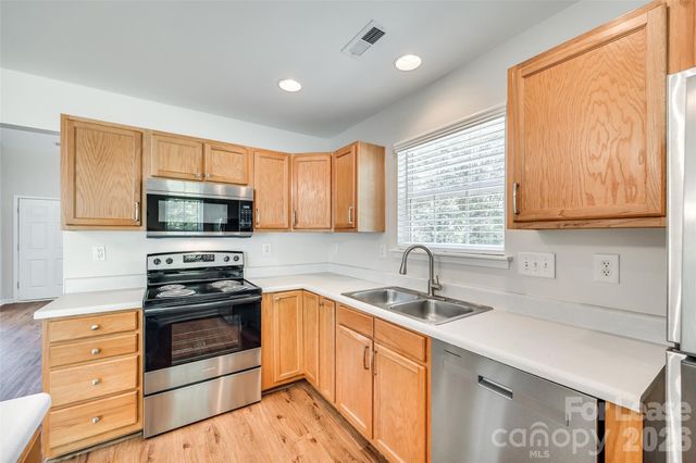 14139 Tranters Creek Lane, Charlotte, NC 28273
