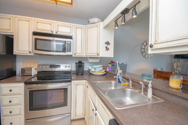 8730 Thomas Drive UNIT 308, Panama City Beach, FL 32408
