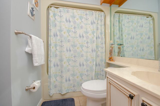 8730 Thomas Drive UNIT 308, Panama City Beach, FL 32408