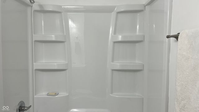 2115 S Ebright Street, Muncie, IN 47302