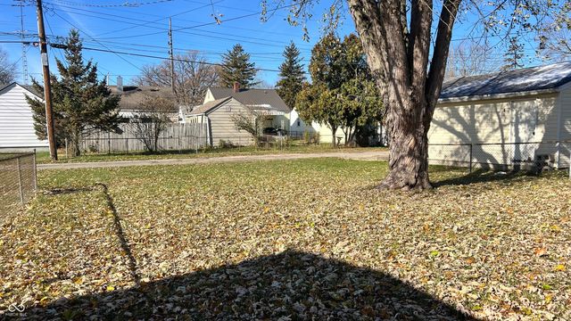 2115 S Ebright Street, Muncie, IN 47302